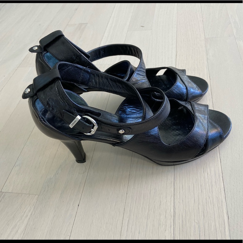 Like new Geox Respira heels